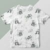 tshirt with seamless pattern with panda bears