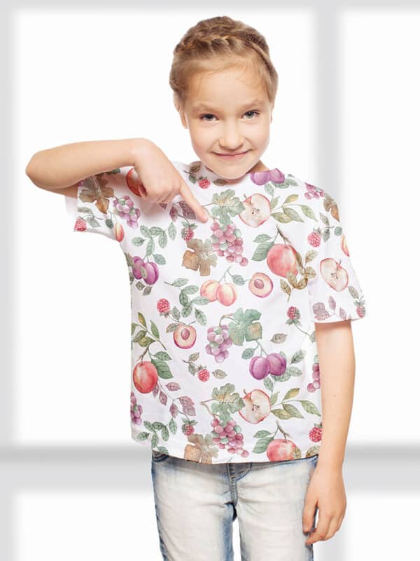 girl in a tshirt with autumn fruits pattern design
